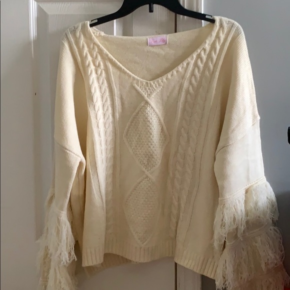 ⭐️NWOT⭐️ Pink Lily Fringe Sweater - Picture 2 of 2